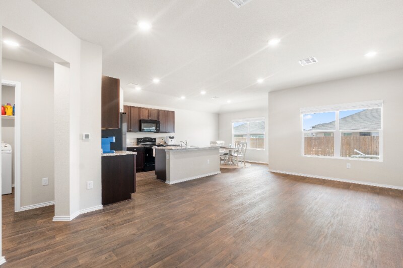 5824 Brocade Dr in Austin, TX - Building Photo