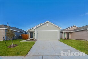 140 Cornstalk Ln in Princeton, TX - Building Photo