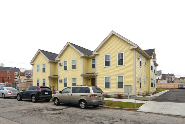 Phoenix Renaissance Apartments in Providence, RI - Foto de edificio - Building Photo