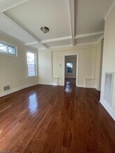 484 S 16th St, Unit 1 in Newark, NJ - Building Photo - Building Photo