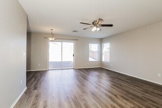 21940 W Casey Ln in Buckeye, AZ - Building Photo - Building Photo