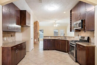 7902 Soto Cir in Houston, TX - Building Photo - Building Photo