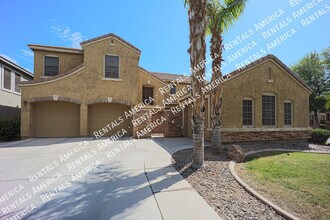 3854 E Parkview Dr in Gilbert, AZ - Building Photo - Building Photo