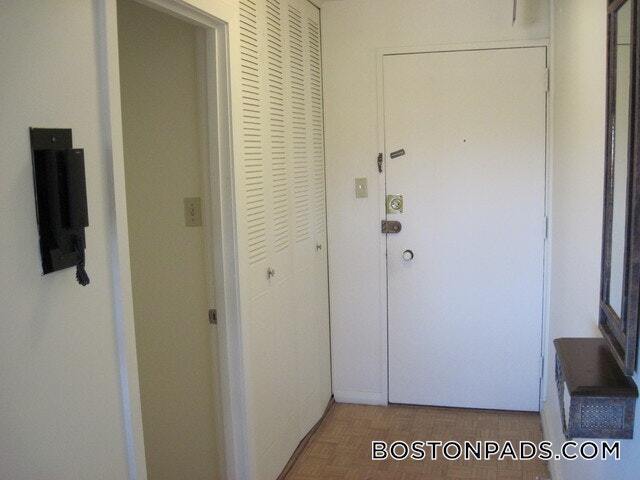 1455 Commonwealth Ave, Unit 512 in Boston, MA - Building Photo