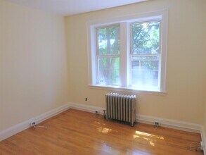 8 Cogswell Ave, Unit 24 in Cambridge, MA - Building Photo - Building Photo