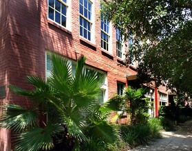 Oglethorpe Row in Savannah, GA - Building Photo - Building Photo