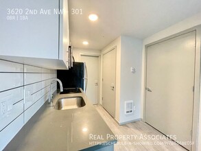 3620 2nd Ave NW-Unit -301 in Seattle, WA - Building Photo - Building Photo