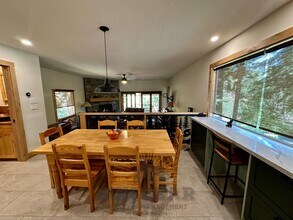 978 Glenrock Ct in Incline Village, NV - Building Photo - Building Photo