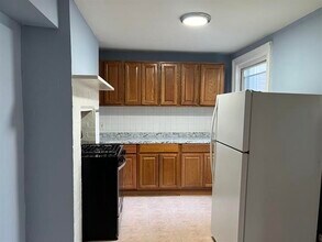 107 Hancock Ave in Jersey City, NJ - Building Photo - Building Photo