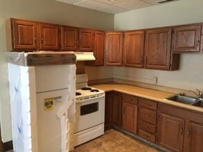 5402 S 77th St in Ralston, NE - Building Photo - Building Photo