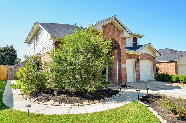20111 Lakespire Dr in Katy, TX - Building Photo - Building Photo