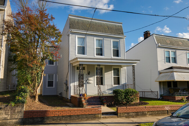 913 N 35th St in Richmond, VA - Building Photo - Building Photo