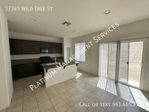 37349 Wild Tree St in Palmdale, CA - Building Photo - Building Photo