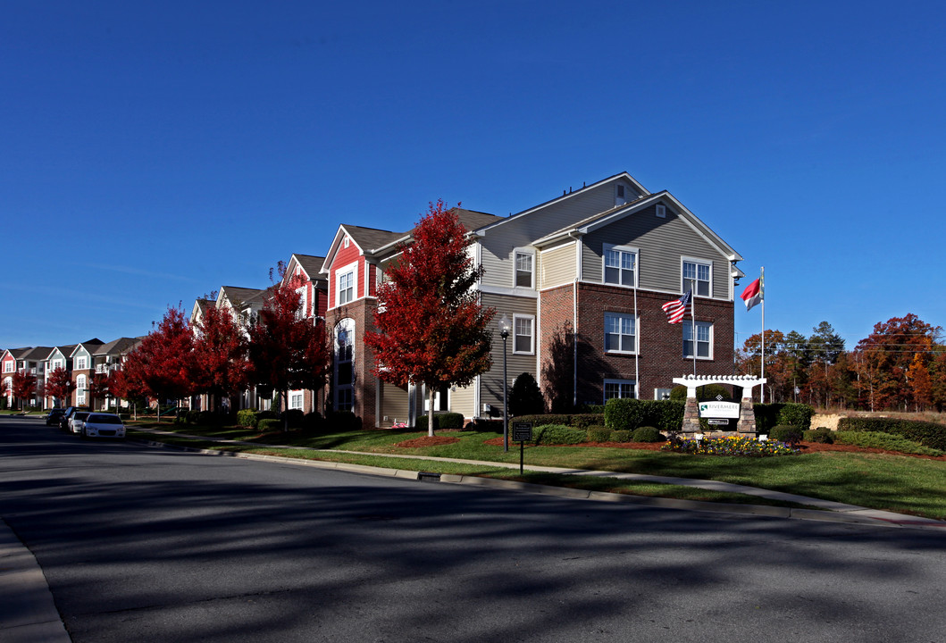 Rivermere Apartments in Charlotte, NC - Building Photo