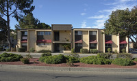 14117-14121 San Pablo Ave in San Pablo, CA - Foto de edificio - Building Photo