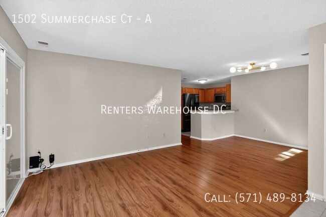 1502 Summerchase Ct in Reston, VA - Building Photo - Building Photo