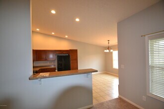1218 Royal Ave in La Grange, KY - Building Photo - Building Photo
