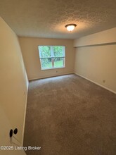 2706 Chickasaw Ave in Louisville, KY - Foto de edificio - Building Photo