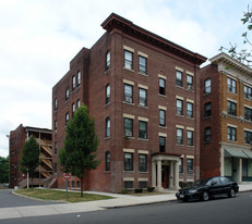 290 Franklin St Apartments