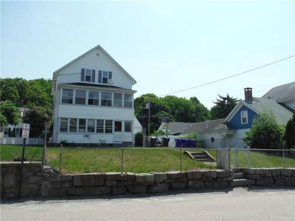 23 Pleasant St, Unit 1 in West Warwick, RI - Building Photo