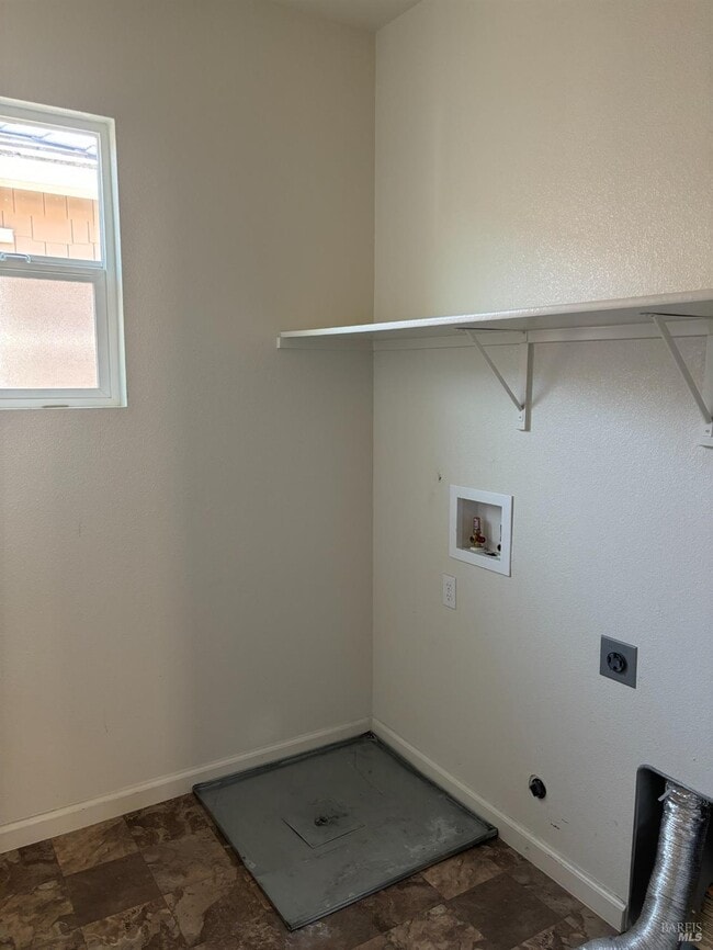 5112 Kevin Pl in Rohnert Park, CA - Building Photo - Building Photo