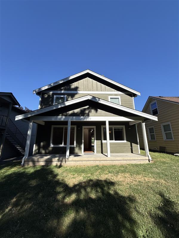 1422 Lincoln St in Bellingham, WA - Foto de edificio - Building Photo