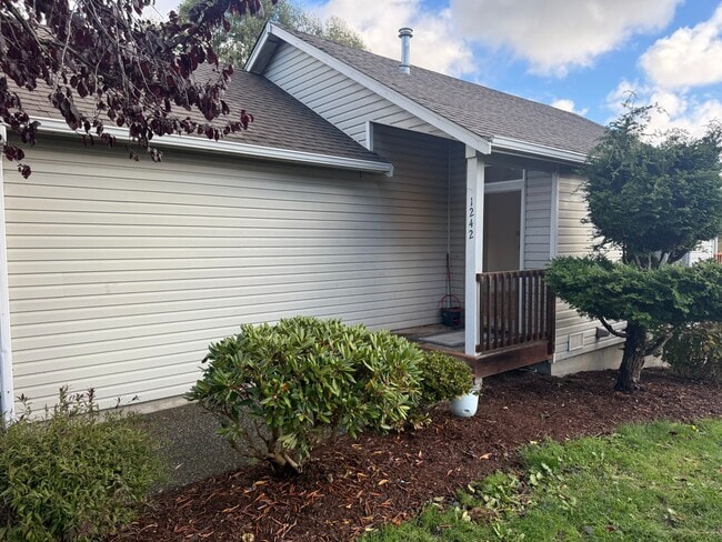 1242 Fenske Ln in Burlington, WA - Building Photo - Building Photo