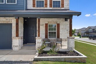 6720 Coalinga Ln in Pflugerville, TX - Building Photo - Building Photo