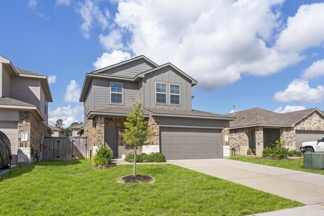 property at 14678 Cyn Pnes Ln