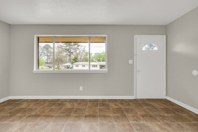 805 Spruce St in Columbus, MS - Foto de edificio - Building Photo