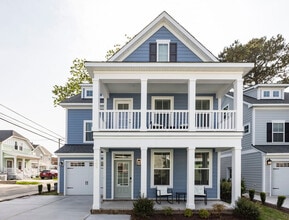 409-24 1/2 24th 1/2 St in Virginia Beach, VA - Building Photo - Building Photo