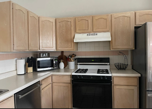 12074 Jose Cisneros Dr in El Paso, TX - Building Photo - Building Photo