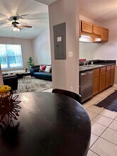 2740 W Tharpe St in Tallahassee, FL - Building Photo - Building Photo