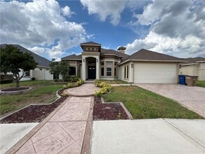 30 McLeod Ave in Edinburg, TX - Building Photo - Building Photo
