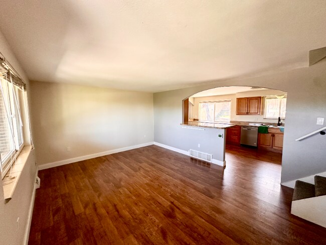 425 S Kipling St in Lakewood, CO - Building Photo - Building Photo