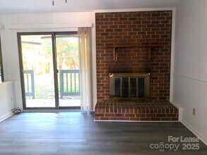 11026 Harrowfield Rd in Charlotte, NC - Building Photo - Building Photo