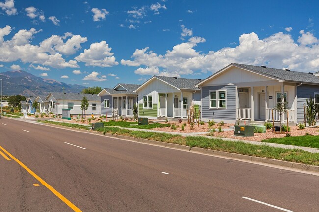 Cottages at Sand Creek in Colorado Springs, CO - Foto de edificio - Building Photo