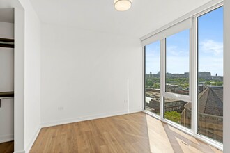 103 W Hill St in Chicago, IL - Building Photo - Building Photo