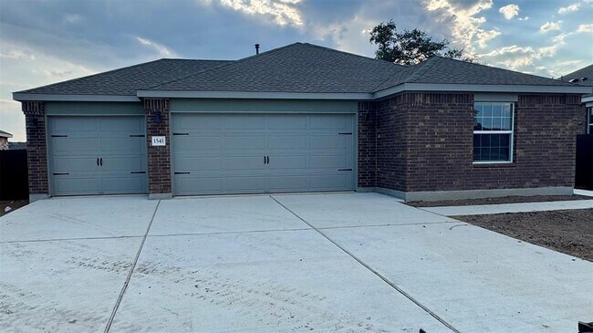 property at 1541 Boggy Crk Rnch Rd