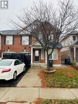 45 Keats Terrace in Brampton, ON - Building Photo
