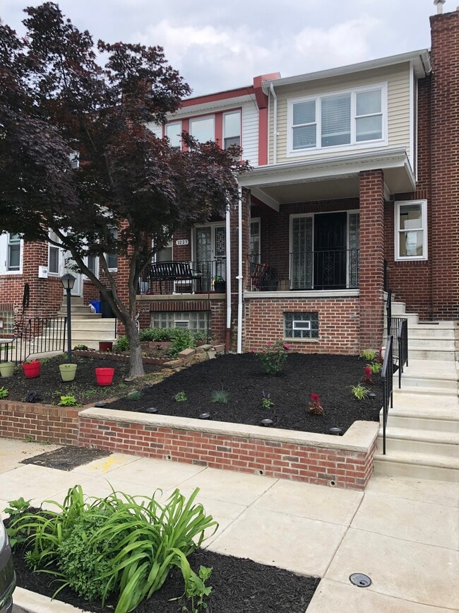 property at 3225 N 33rd St
