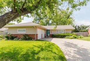 6409 E Farmview St in Wichita, KS - Building Photo