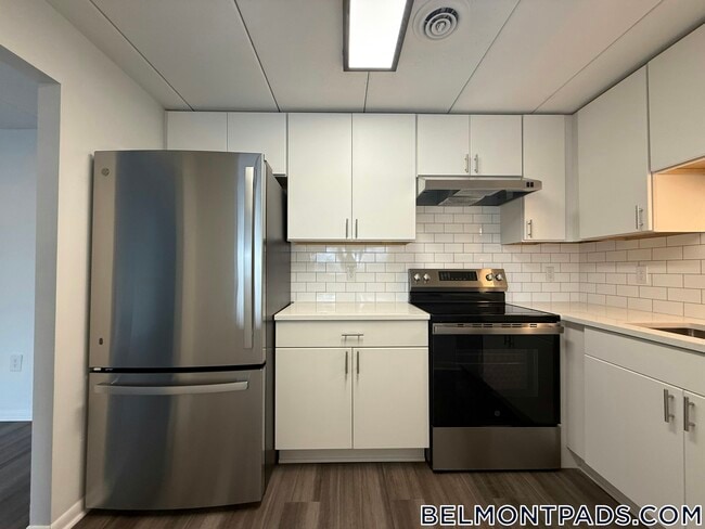 55 Hill Rd, Unit 504 in Belmont, MA - Building Photo - Building Photo