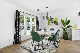 3424 Edgehill Dr, Unit 3424 in Los Angeles, CA - Building Photo - Building Photo