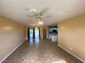 7319 Albany Rd in Ft. Myers, FL - Building Photo - Building Photo