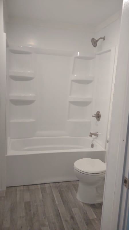 2815 W 3rd St in Duluth, MN - Foto de edificio - Building Photo