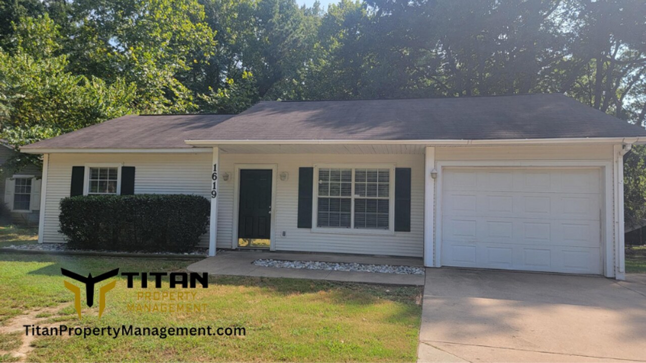 1619 AR-35 in Benton, AR - Building Photo