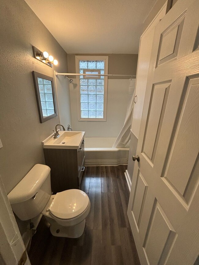 property at 2146 N 35th St