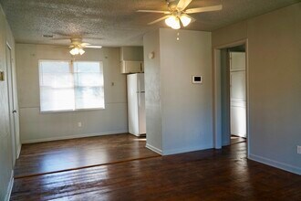 609 General Senter Dr in Midwest City, OK - Building Photo - Building Photo
