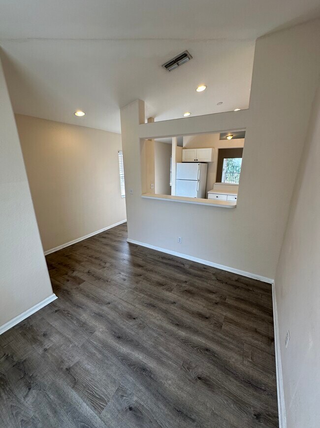 26747 Little John Ct in Bonita Springs, FL - Foto de edificio - Building Photo